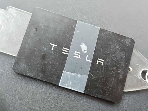 Used 2023 Tesla Model 3 Standard Range RWD image 32