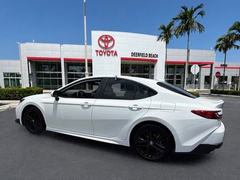 Certified 2025 Toyota Camry SE w/ Convenience Package FWD image 5