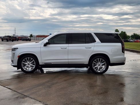 Certified 2023 Cadillac Escalade Premium Luxury w/ Performance Package AWD/4WD image 3