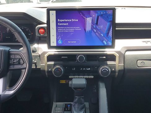 Used 2025 Toyota Tacoma TRD Off-Road w/ TRD Off Road Upgrade Package AWD/4WD image 19