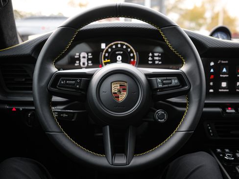 Used 2025 Porsche 911 GT3 image 20