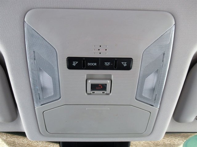 Used 2021 Toyota RAV4 LE FWD image 31