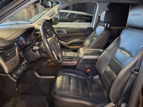 Used 2018 GMC Yukon Denali w/ Denali Ultimate Package AWD/4WD image 29