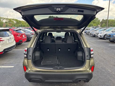 Certified 2025 Subaru Forester Premium AWD/4WD image 7