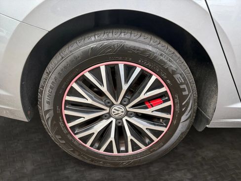 Used 2021 Volkswagen Jetta SE FWD image 40