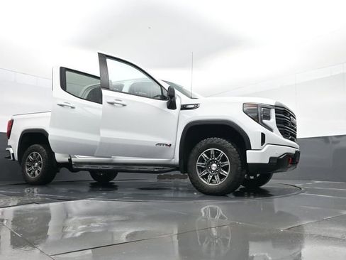 Used 2024 GMC Sierra 1500 AT4 w/ Technology Package image 34