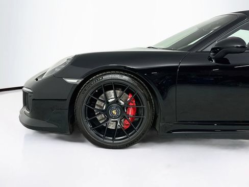 Used 2018 Porsche 911 Targa 4 GTS AWD/4WD image 17
