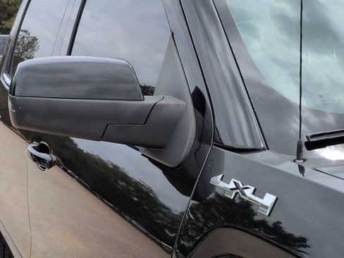 Used 2018 GMC Sierra 1500 SLE AWD/4WD image 13