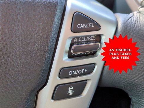 Used 2020 Nissan Titan SV w/ SV Convenience Package image 27