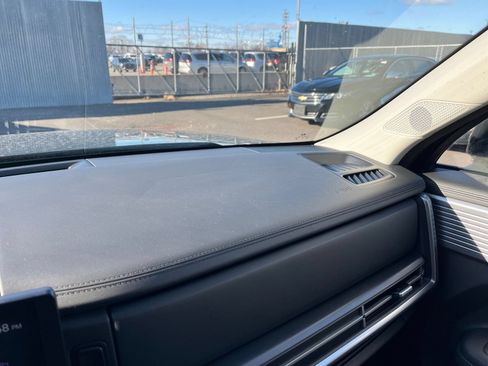 Used 2025 Hyundai Santa Fe SEL FWD image 36