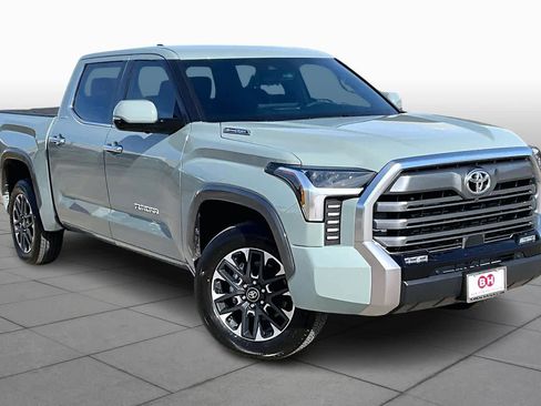 Used 2025 Toyota Tundra Limited image 2