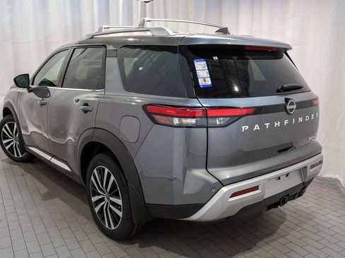New 2025 Nissan Pathfinder Platinum w/ Lighting Package (N92) image 3