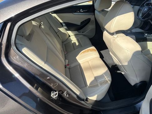 Used 2016 Nissan Maxima 3.5 SV FWD image 38