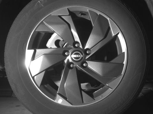 Used 2025 Nissan Rogue SV AWD/4WD image 15