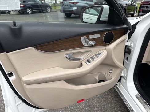 Used 2020 Mercedes-Benz C 300 Sedan image 20