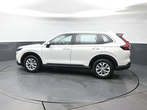 Used 2023 Honda CR-V LX image 4