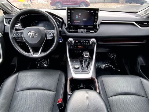 Used 2022 Toyota RAV4 Limited w/ Limited Grade Weather Package image 13