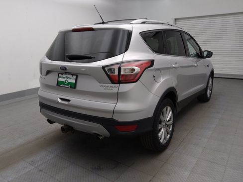 Used 2017 Ford Escape Titanium FWD image 9