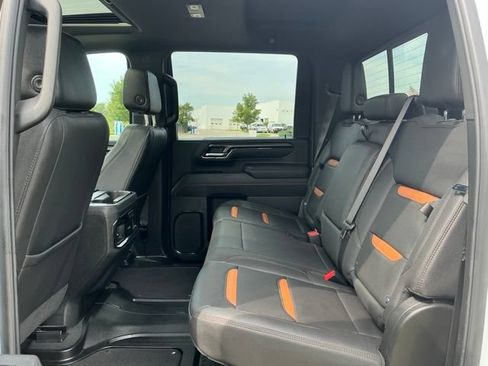 Used 2025 GMC Sierra 3500 AT4 w/ AT4 Premium Plus Package AWD/4WD image 36