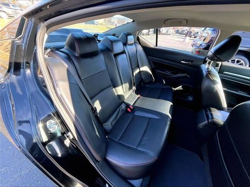 Used 2024 Nissan Altima 2.5 SR AWD/4WD image 15
