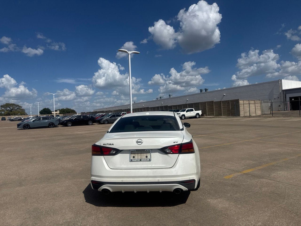 Certified 2024 Nissan Altima 2.5 SV w/ SV Premium Package FWD image 21