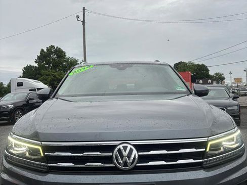 Used 2018 Volkswagen Tiguan SEL Premium AWD/4WD image 3