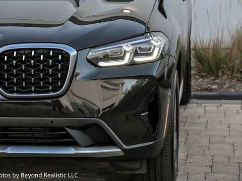 Used 2024 BMW X4 xDrive30i image 10