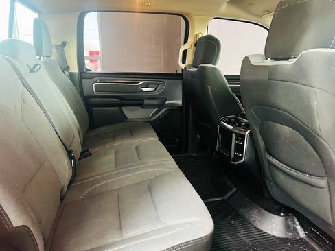 Used 2019 RAM 1500 Big Horn image 25