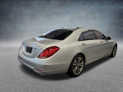 Used 2016 Mercedes-Benz S 550 4MATIC Sedan image 5