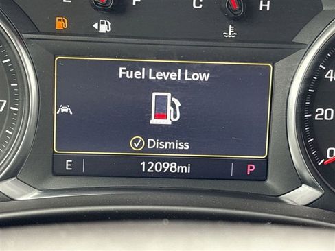 Certified 2024 GMC Terrain SLT image 12