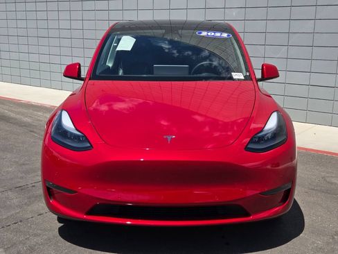 Used 2022 Tesla Model Y Long Range AWD/4WD image 8