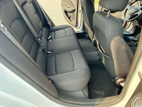 Used 2024 Chevrolet Malibu LT FWD image 25