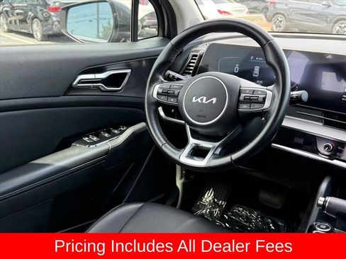 Certified 2023 Kia Sportage EX FWD image 8