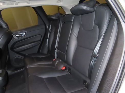 Used 2023 Volvo XC60 B5 Plus AWD/4WD image 20