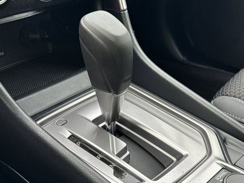 Used 2023 Subaru Forester Premium image 19