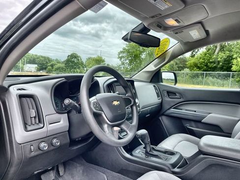 Used 2020 Chevrolet Colorado W/T w/ Custom Special Edition AWD/4WD image 10