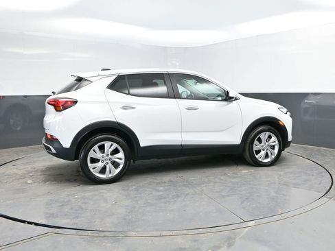 Used 2025 Buick Encore GX Preferred AWD/4WD image 10