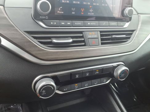 Certified 2025 Nissan Altima 2.5 SV FWD image 23