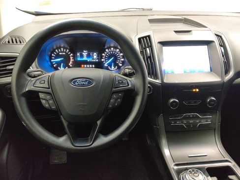 Used 2020 Ford Edge SE FWD image 22