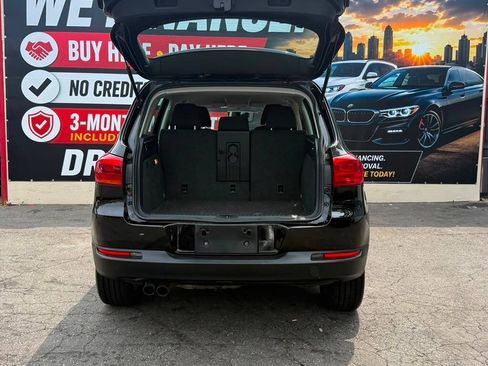 Used 2017 Volkswagen Tiguan Limited w/ Premium Package AWD/4WD image 23