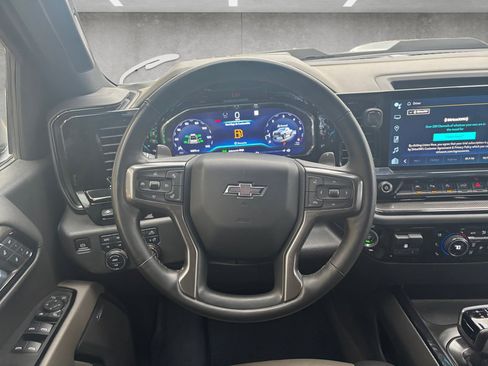 Used 2023 Chevrolet Silverado 1500 ZR2 w/ Technology Package image 25