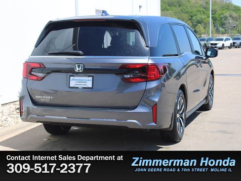New 2026 Honda Odyssey EX-L image 2