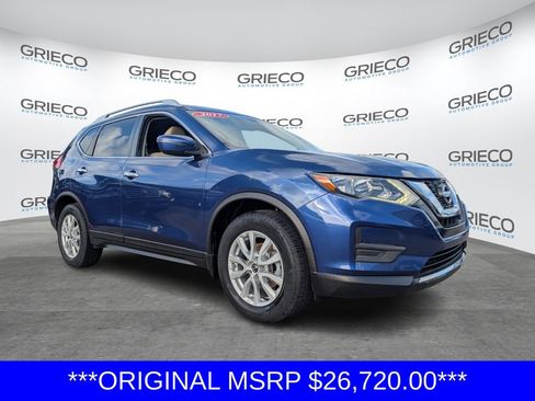 Used 2017 Nissan Rogue SV FWD image 1