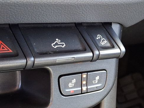 Used 2017 Chevrolet Colorado Z71 image 23