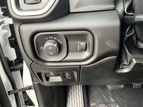 New 2026 RAM 1500 Big Horn w/ Night Edition AWD/4WD image 15