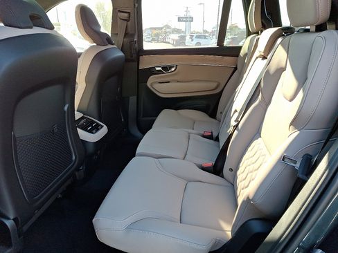 New 2026 Volvo XC90 B6 Plus w/ Protection Package Premier image 5