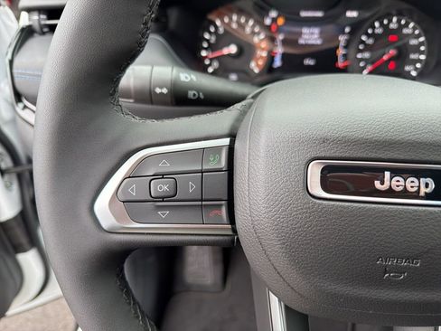New 2026 Jeep Compass Latitude AWD/4WD image 45