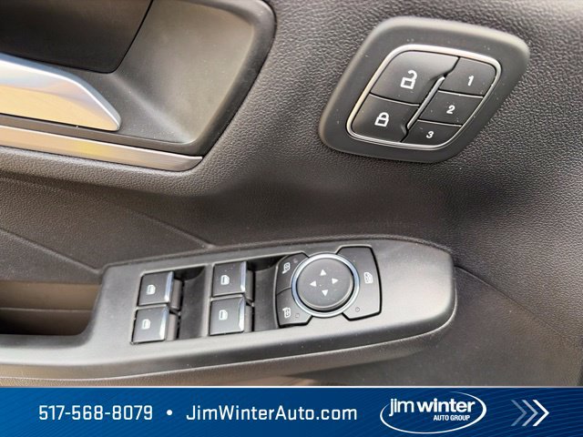 Used 2022 Ford Escape Titanium AWD/4WD image 24