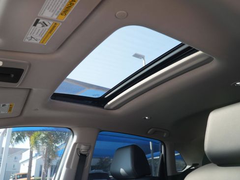 Certified 2023 Honda HR-V EX-L image 17