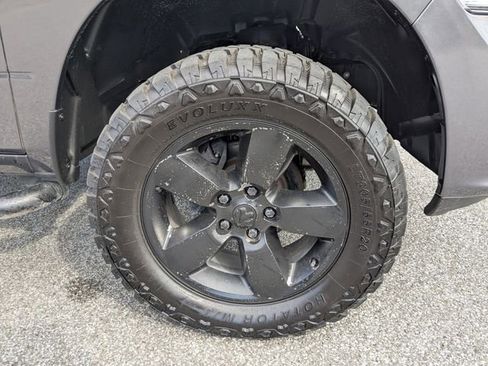 Used 2019 RAM 1500 Express w/ Express Value Package image 9